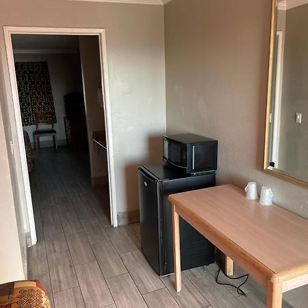 Heritage Inn And Suites 科洛纳 外观 照片