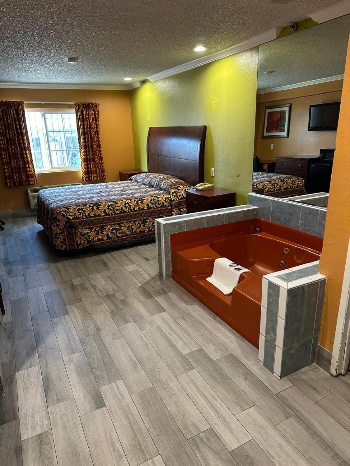 Heritage Inn And Suites 科洛纳 外观 照片