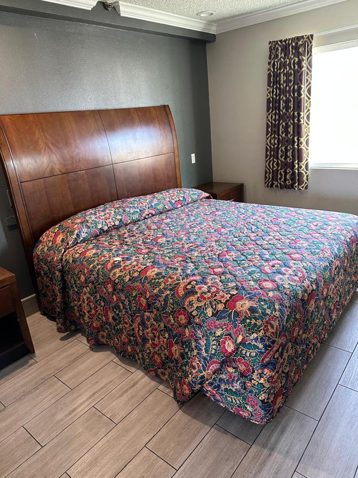 Heritage Inn And Suites 科洛纳 外观 照片