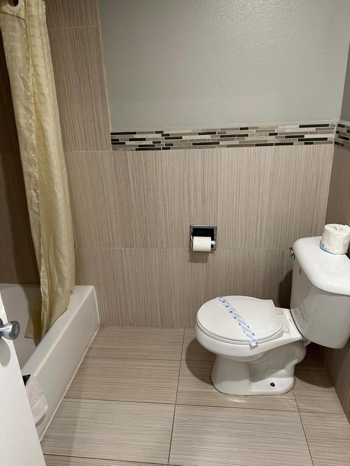 Heritage Inn And Suites 科洛纳 外观 照片